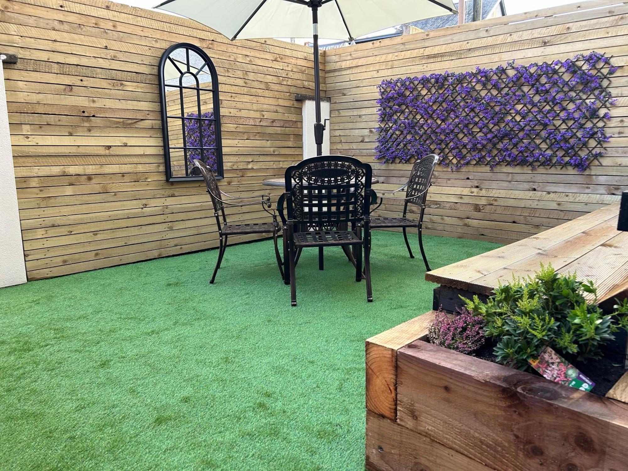 Stylish Seafront - Sleeps 6 - Gateway To The Lakes Apartment Morecambe
